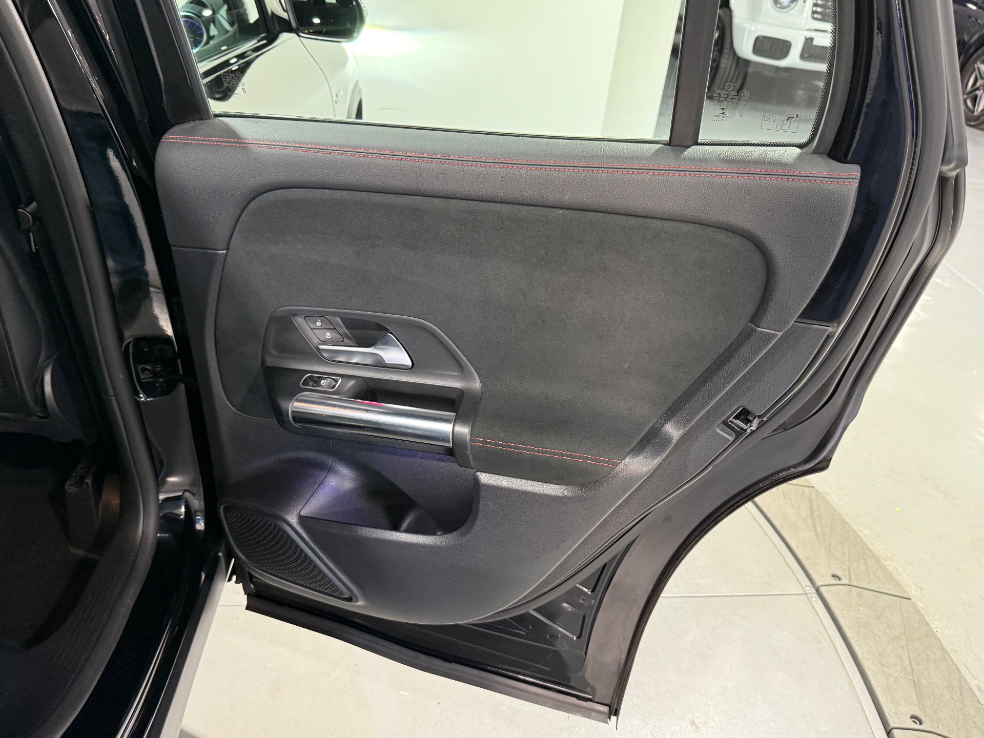 Used 2022 Mercedes-Benz GLA 35 AMG 4MATIC w/ Premium Package Lite image 49