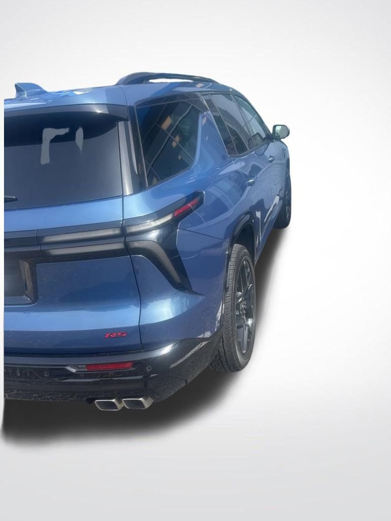 Used 2026 Chevrolet Traverse RS image 7