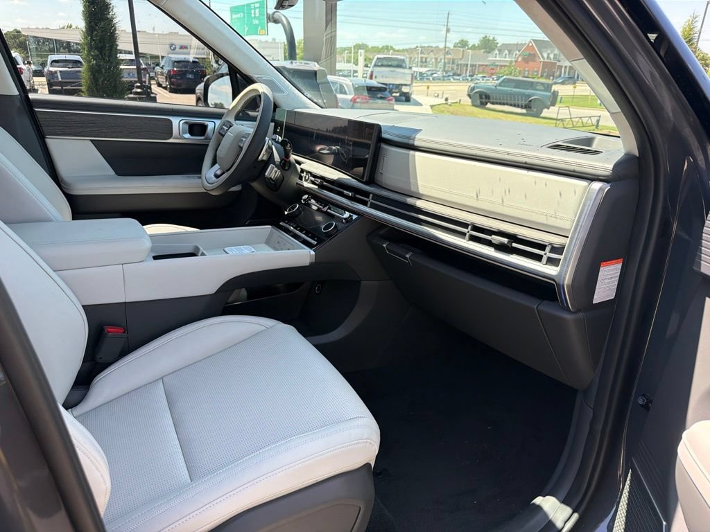 New 2026 Hyundai Santa Fe Calligraphy AWD/4WD image 13