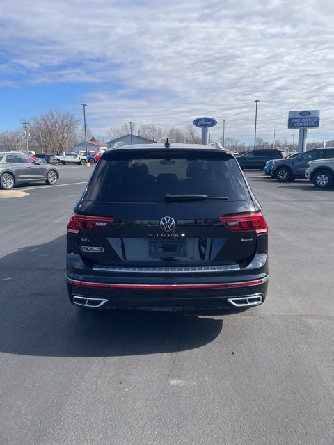 Used 2022 Volkswagen Tiguan SEL R-Line image 6