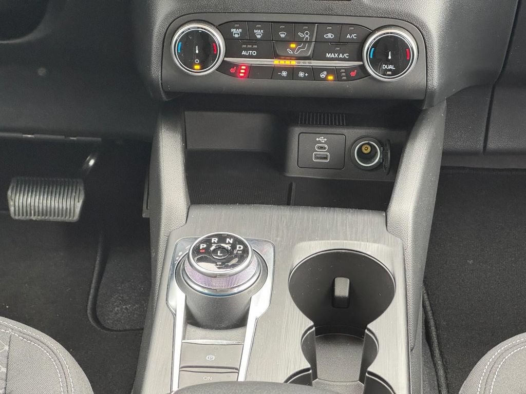 New 2026 Ford Escape Active w/ Cold Weather Package AWD/4WD image 9
