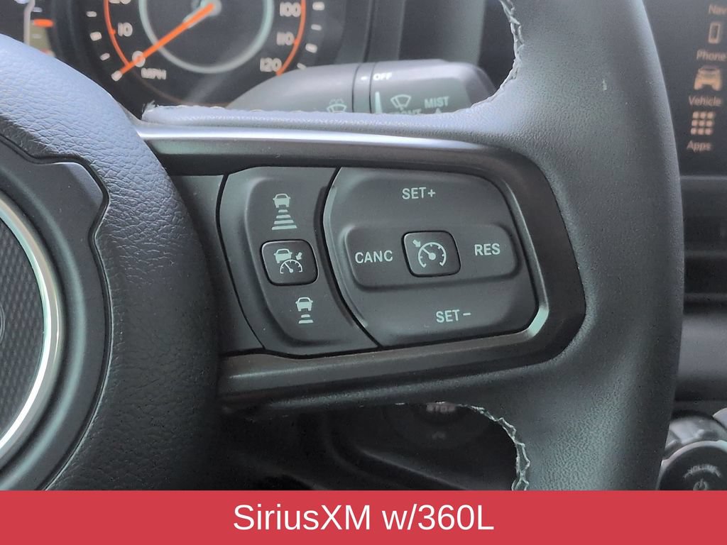 Used 2025 Jeep Gladiator Rubicon w/ Technology Group AWD/4WD image 18