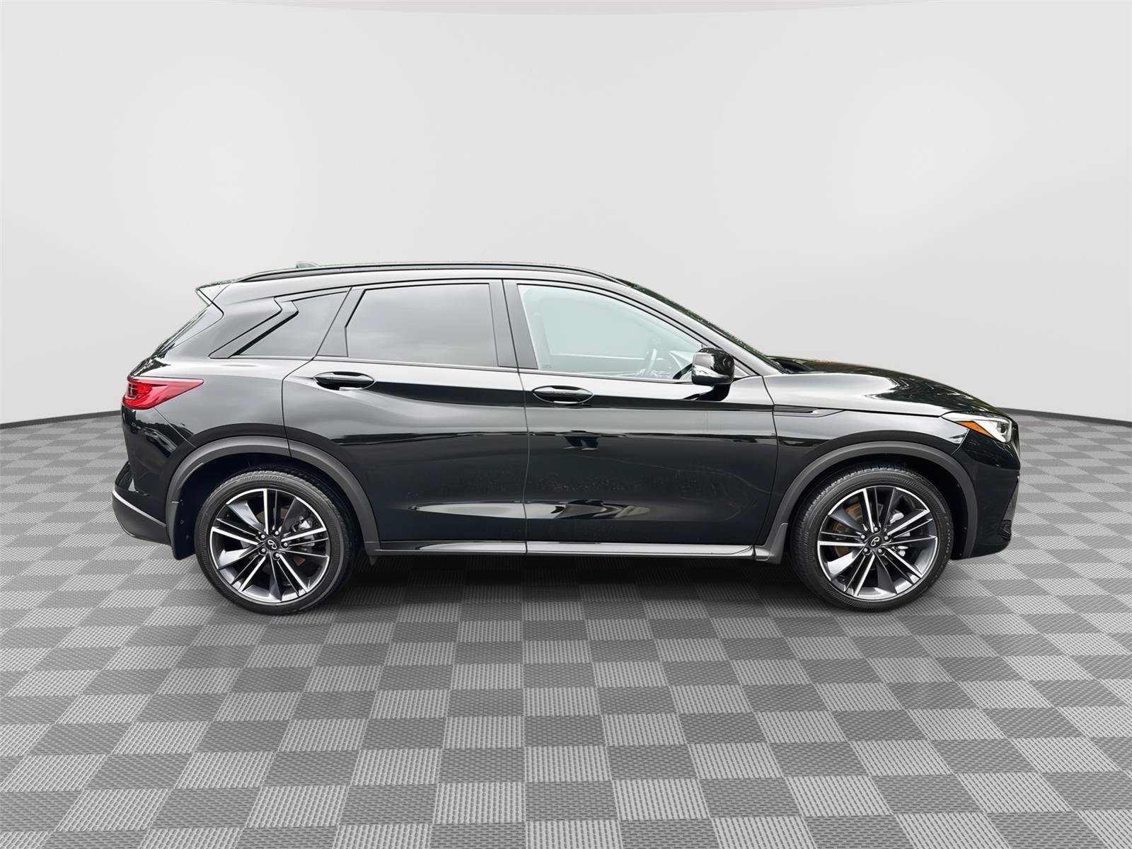 Certified 2025 INFINITI QX50 Sport AWD/4WD image 5