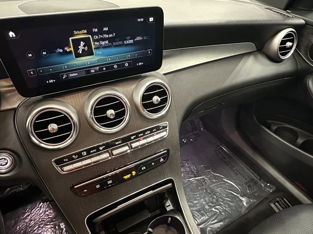 Certified 2022 Mercedes-Benz GLC 300 4MATIC w/ Multimedia Package Lite image 31