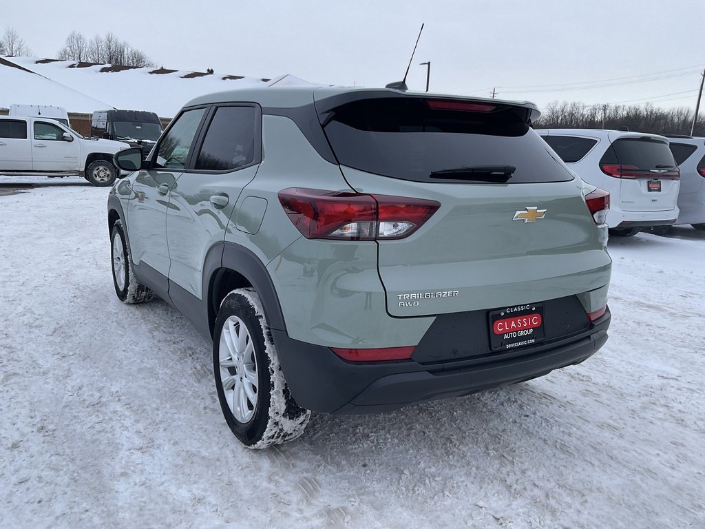 Used 2025 Chevrolet TrailBlazer LS w/ LS Convenience Package image 7