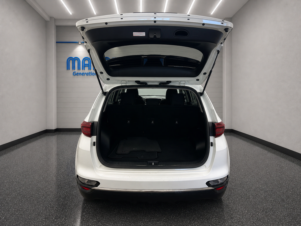 Used 2020 Kia Sportage LX w/ LX Popular Package AWD/4WD image 17