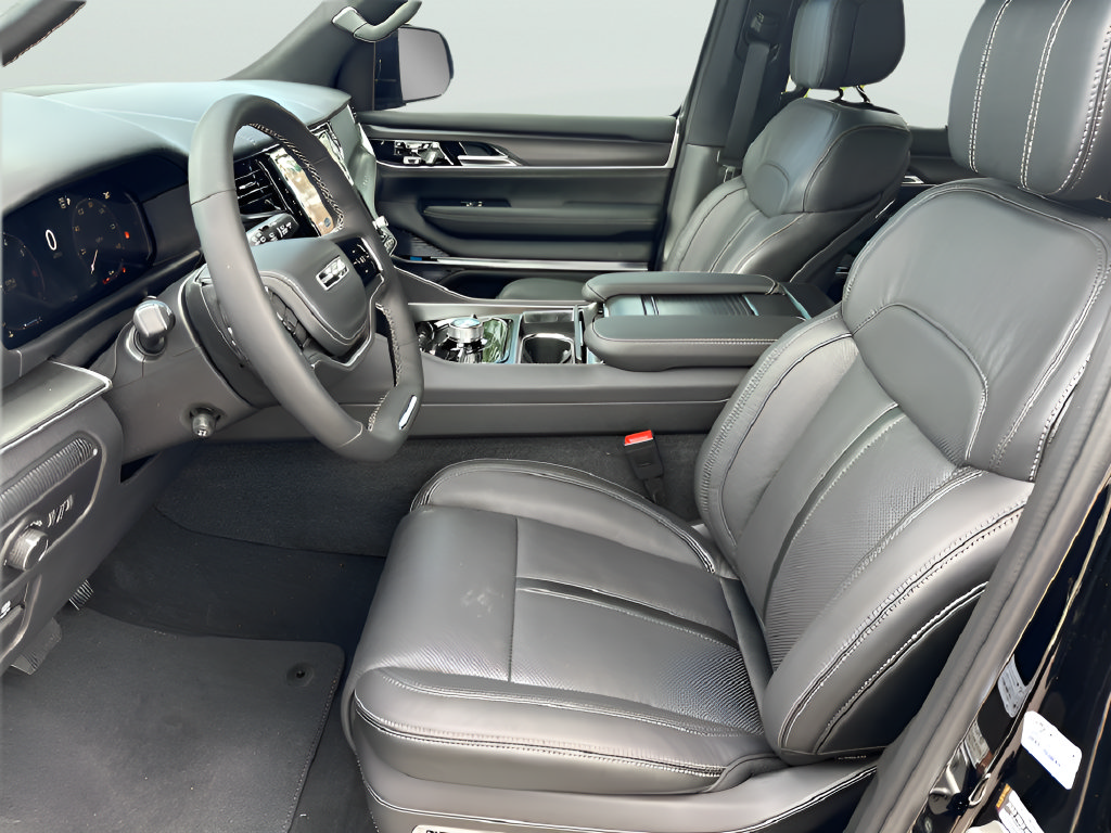 New 2026 Jeep Grand Wagoneer L Summit AWD/4WD image 15