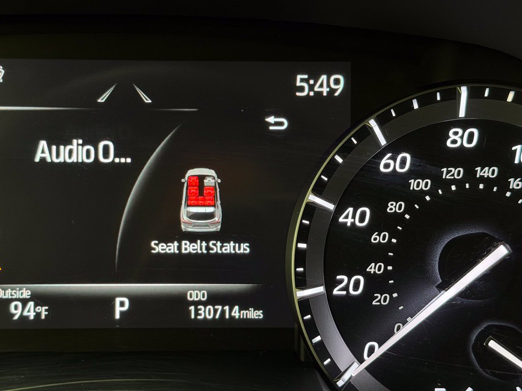 Used 2021 Toyota Highlander XLE FWD image 18