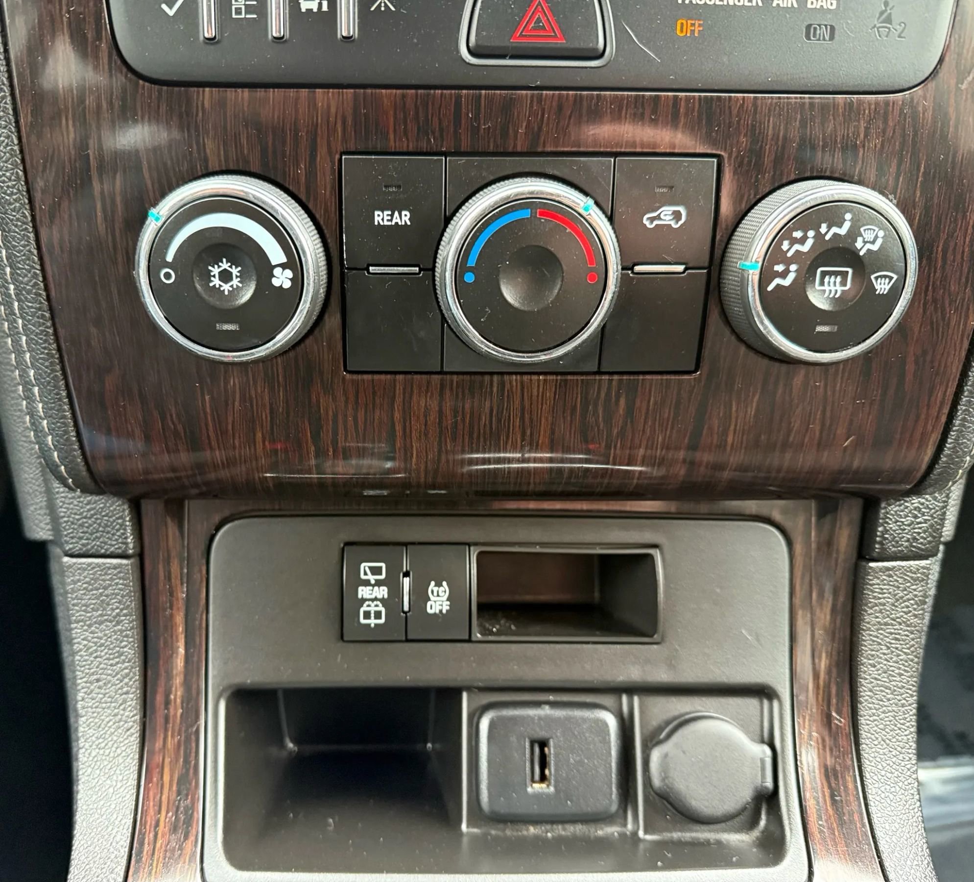 Used 2017 Chevrolet Traverse LT image 18