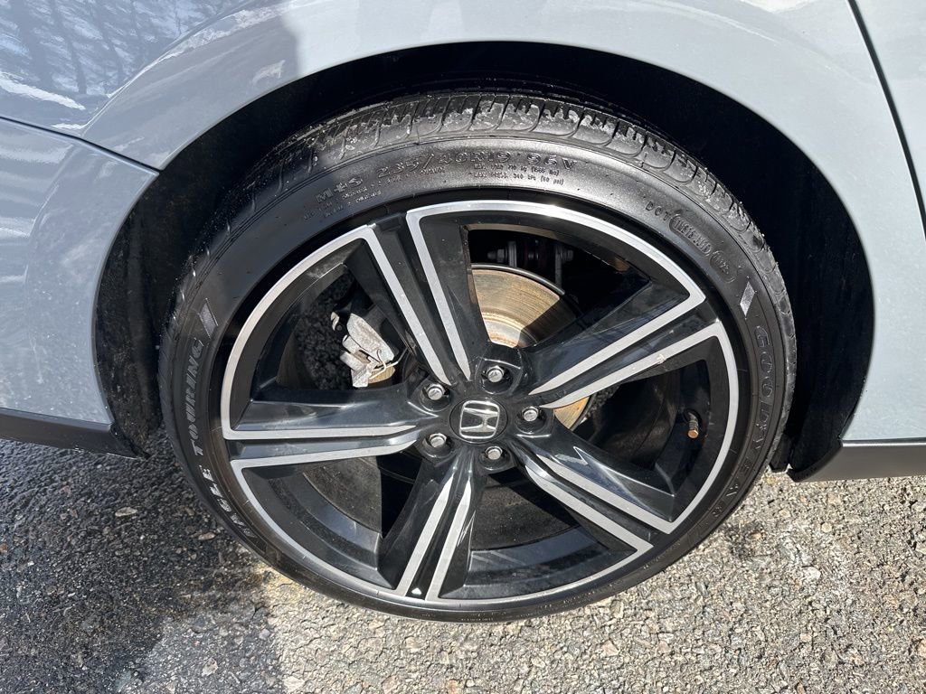 Used 2023 Honda Accord Sport image 11
