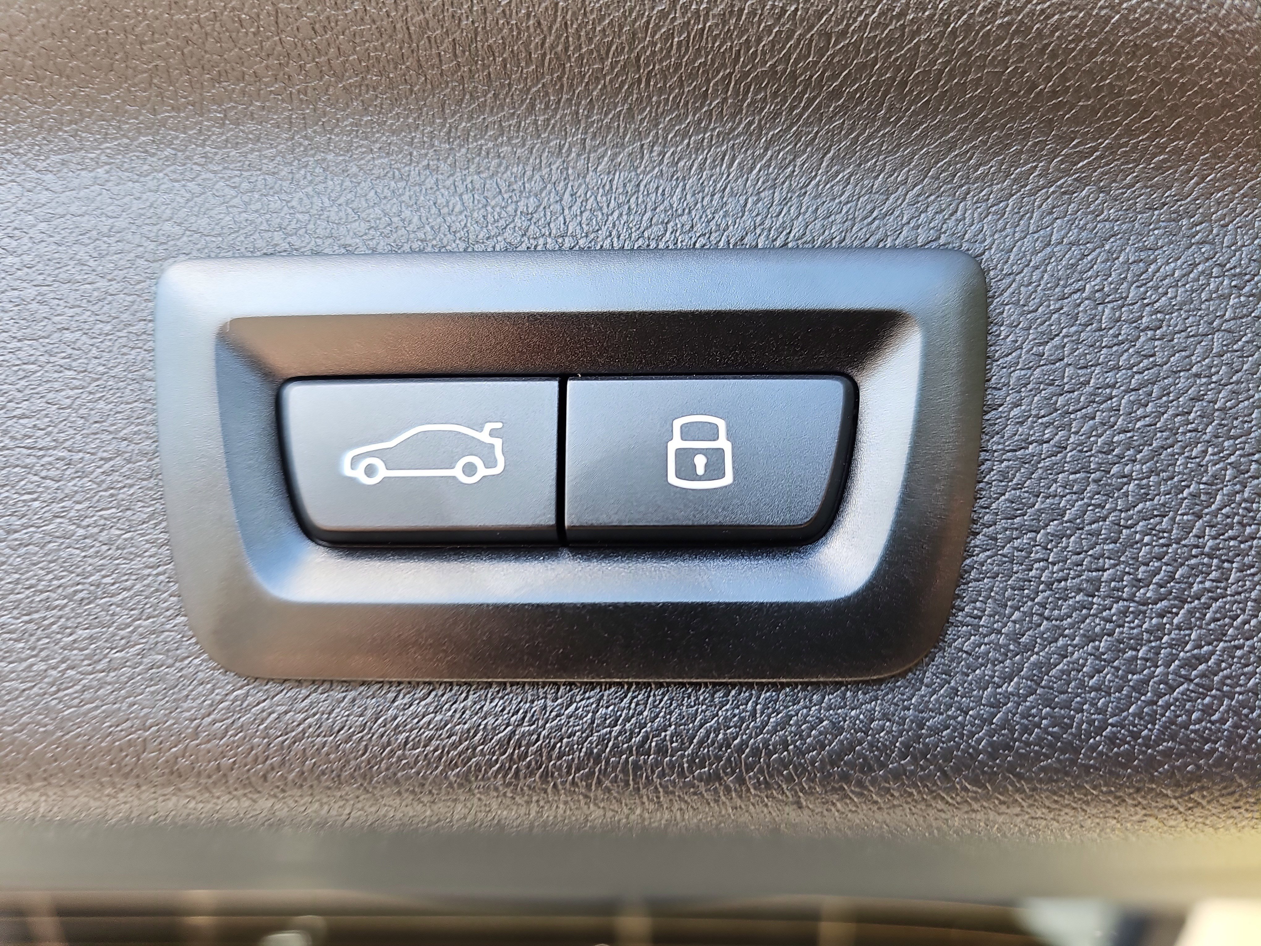 New 2026 BMW X1 xDrive28i w/ Technology Package image 13