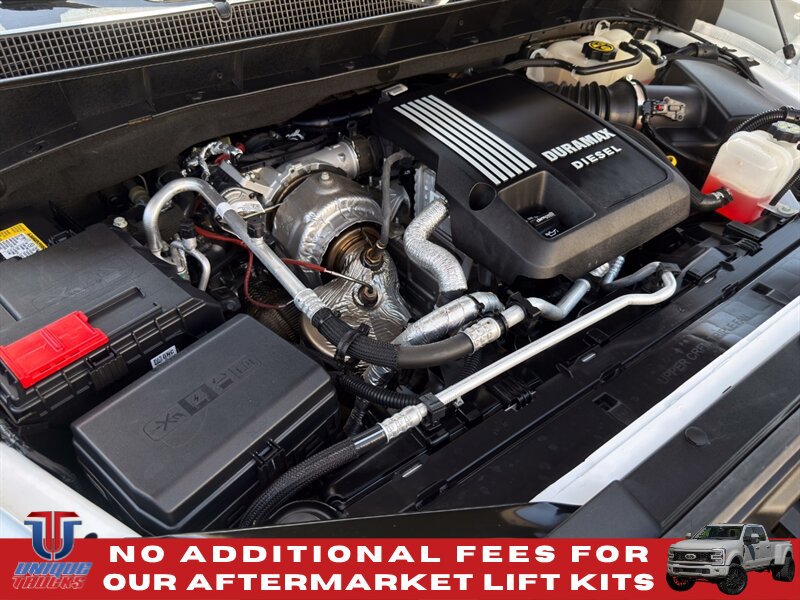 Used 2023 Chevrolet Silverado 1500 RST w/ Redline Edition AWD/4WD image 14