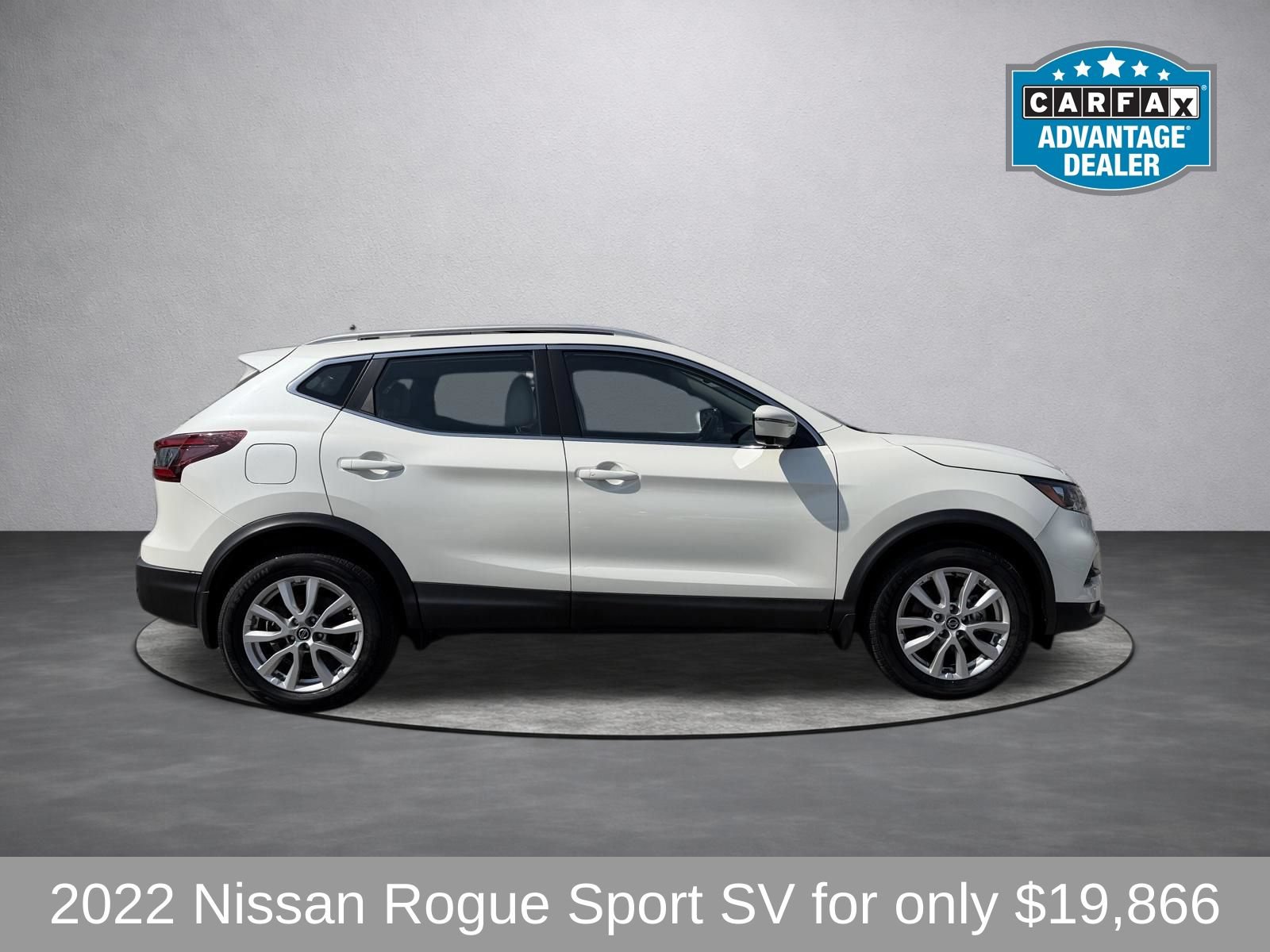Used 2022 Nissan Rogue Sport SV w/ Technology Package AWD/4WD image 2