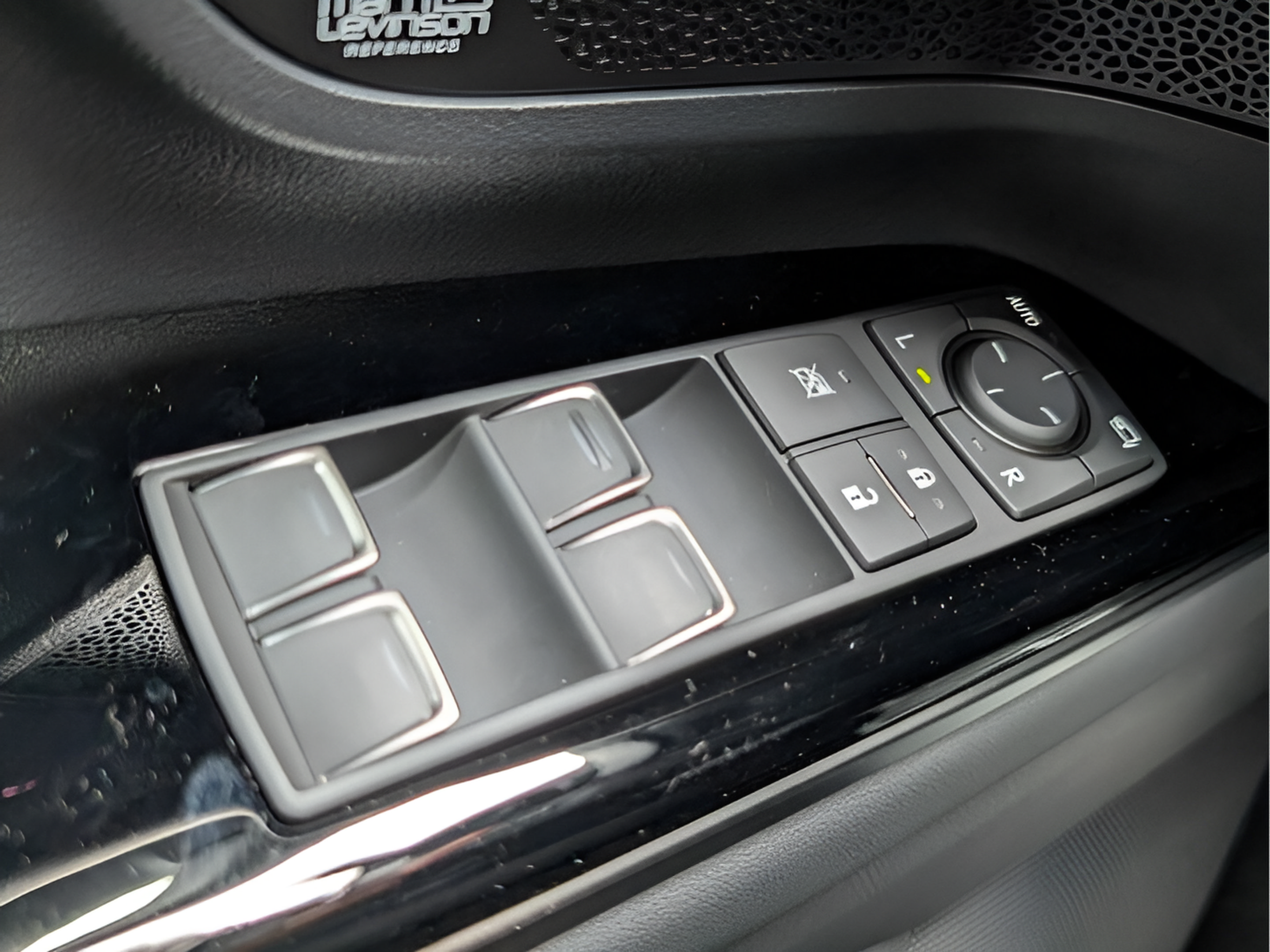 New 2026 Lexus LX 600 F Sport w/ Accessory Package (Z1) AWD/4WD image 30