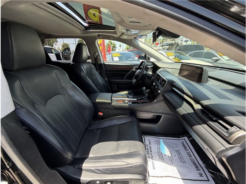 Used 2019 Lexus RX 350L FWD image 34