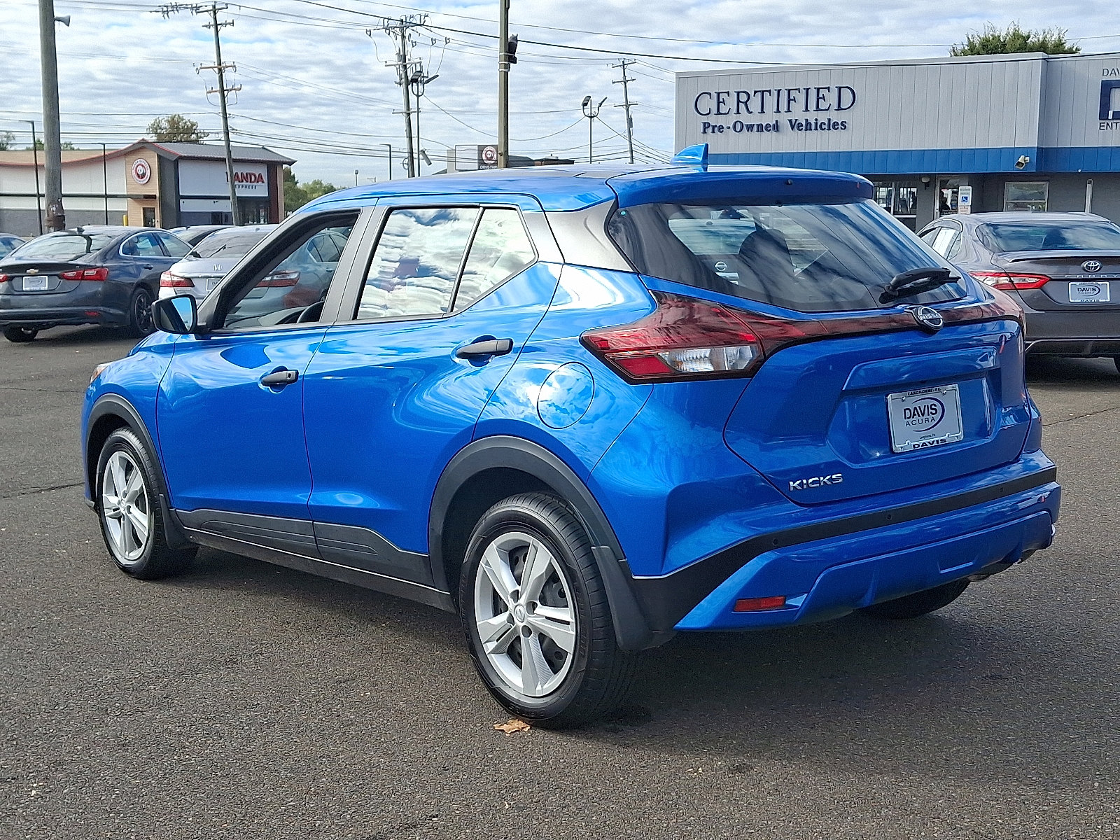 Used 2024 Nissan Kicks S image 6