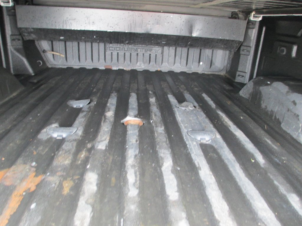 Used 2022 Chevrolet Silverado 2500 High Country image 8