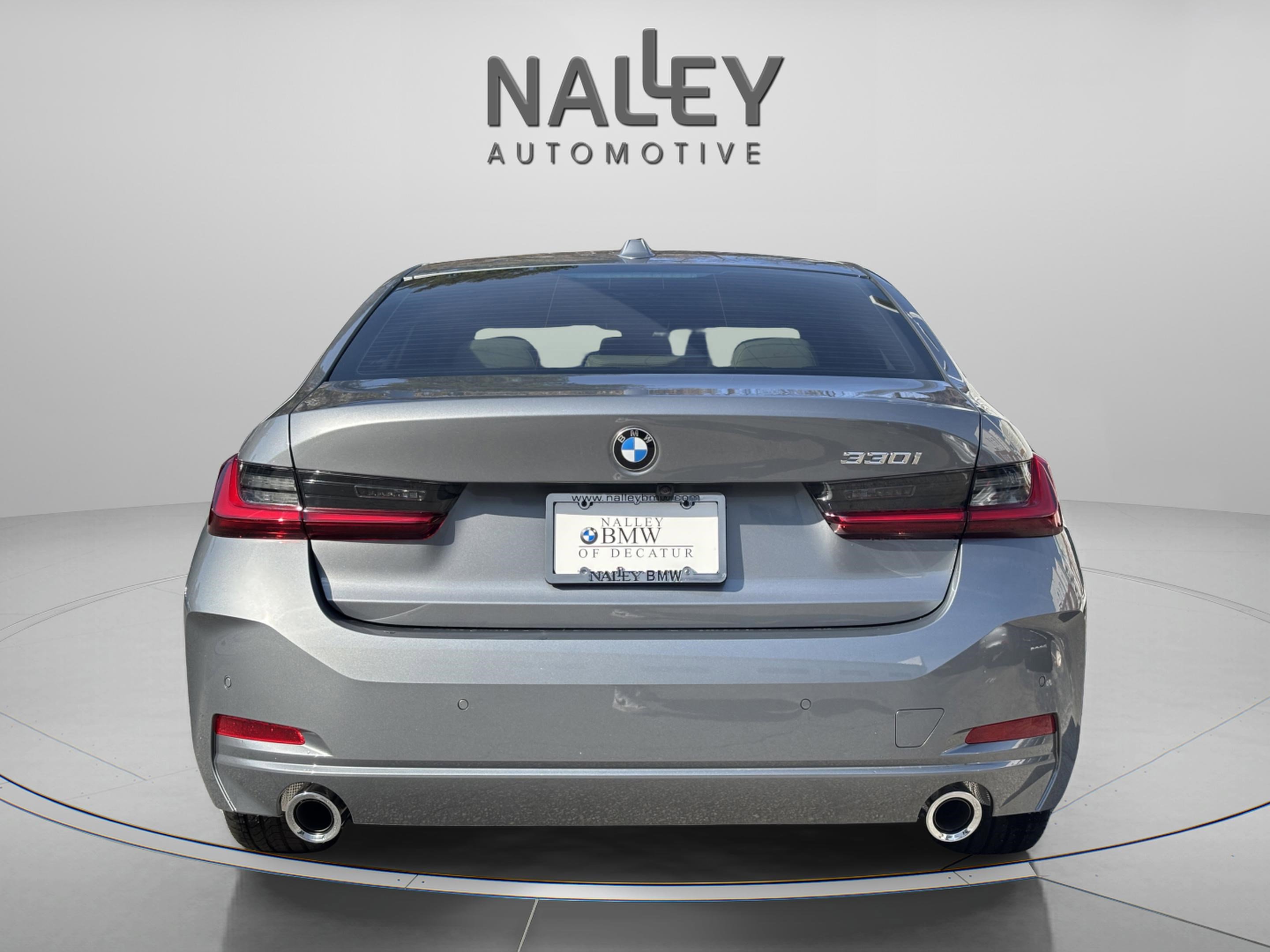 Used 2026 BMW 330i Sedan w/ Convenience Package image 4