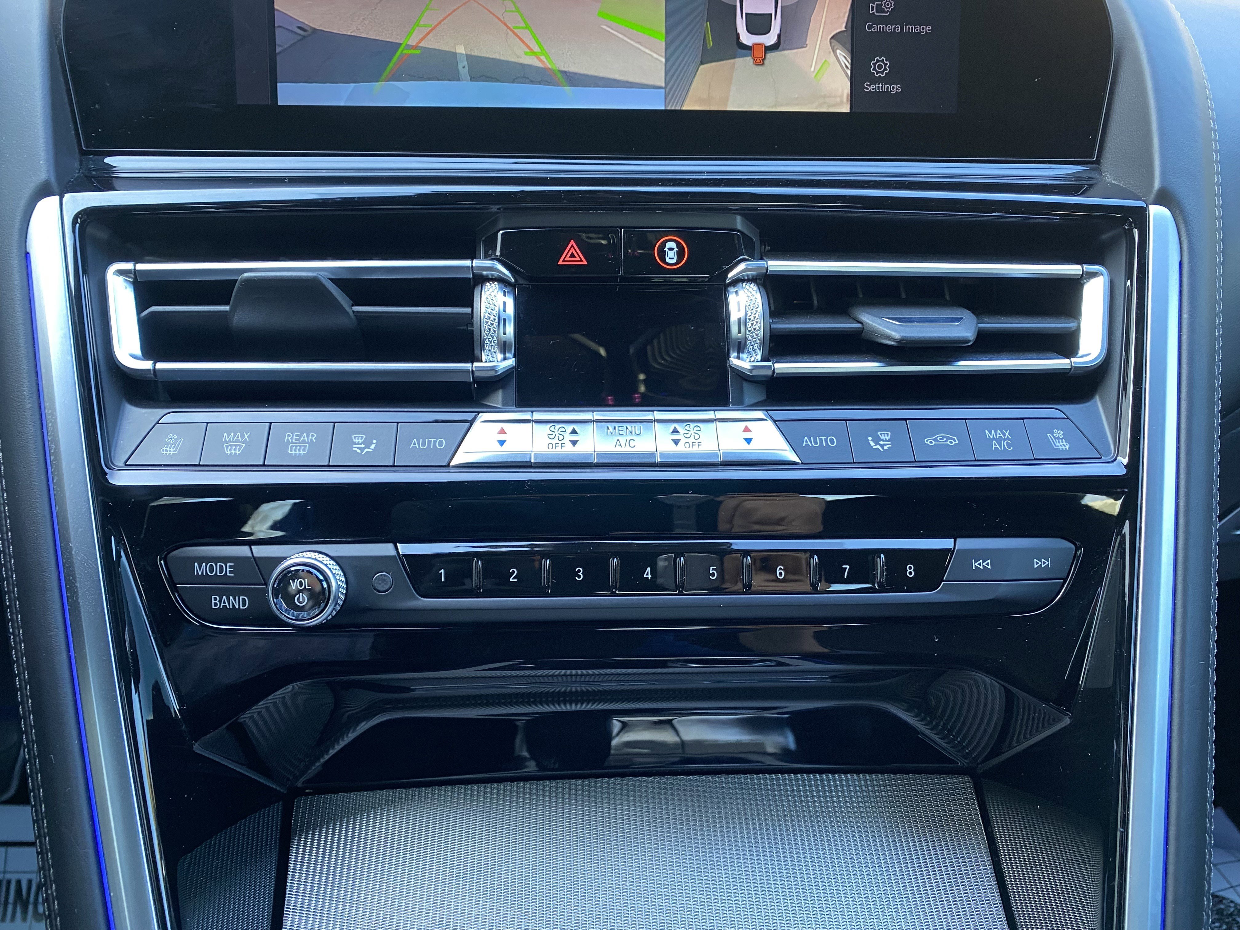 Used 2019 BMW M850i xDrive M850i xDrive w/ M Carbon Exterior Package image 27