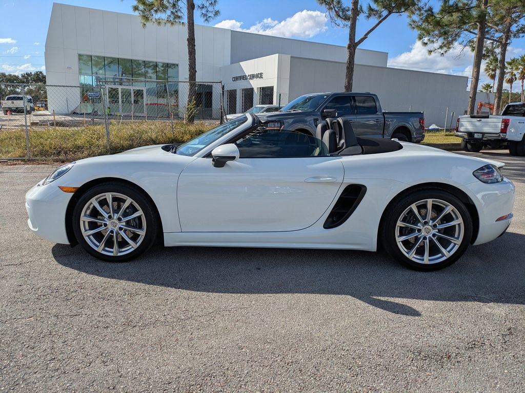 Used 2021 Porsche 718 Boxster image 7