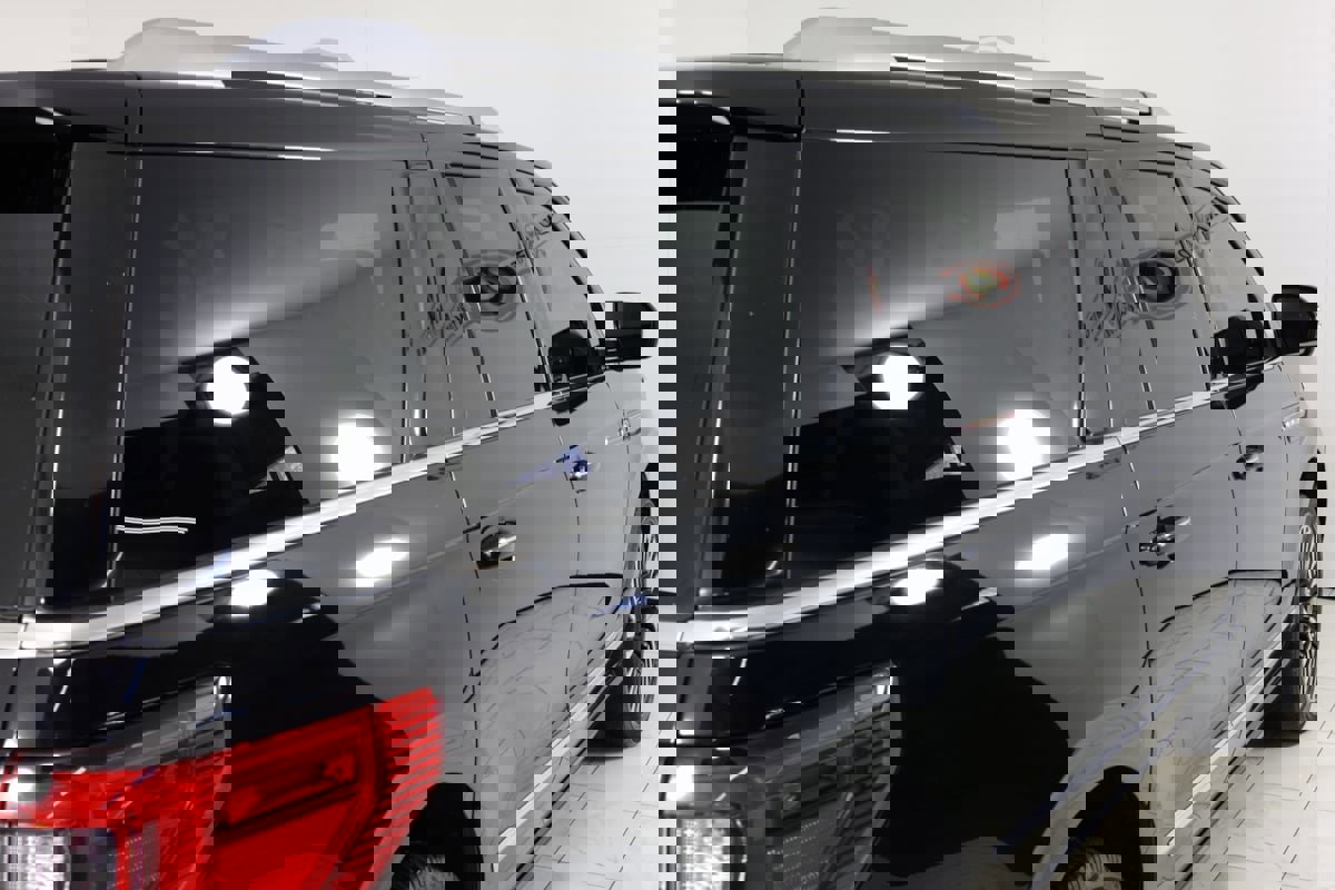 Used 2020 Lincoln Navigator L Black Label w/ Cargo Convenience Package image 47