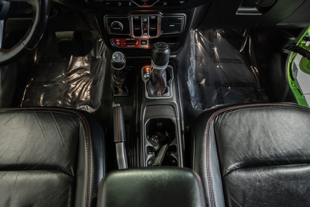 Used 2018 Jeep Wrangler Unlimited Rubicon image 29