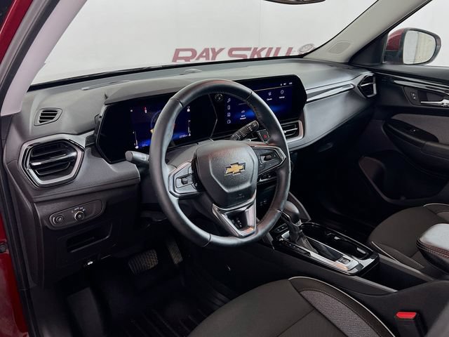 Used 2024 Chevrolet TrailBlazer LT w/ Convenience Package FWD image 35