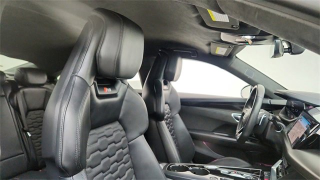 Used 2022 Audi RS e-tron GT w/ Carbon Performance Package image 23