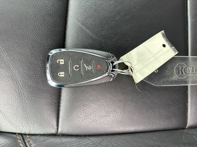 Used 2020 Chevrolet Traverse RS w/ LPO, Floor Liner Package FWD image 29