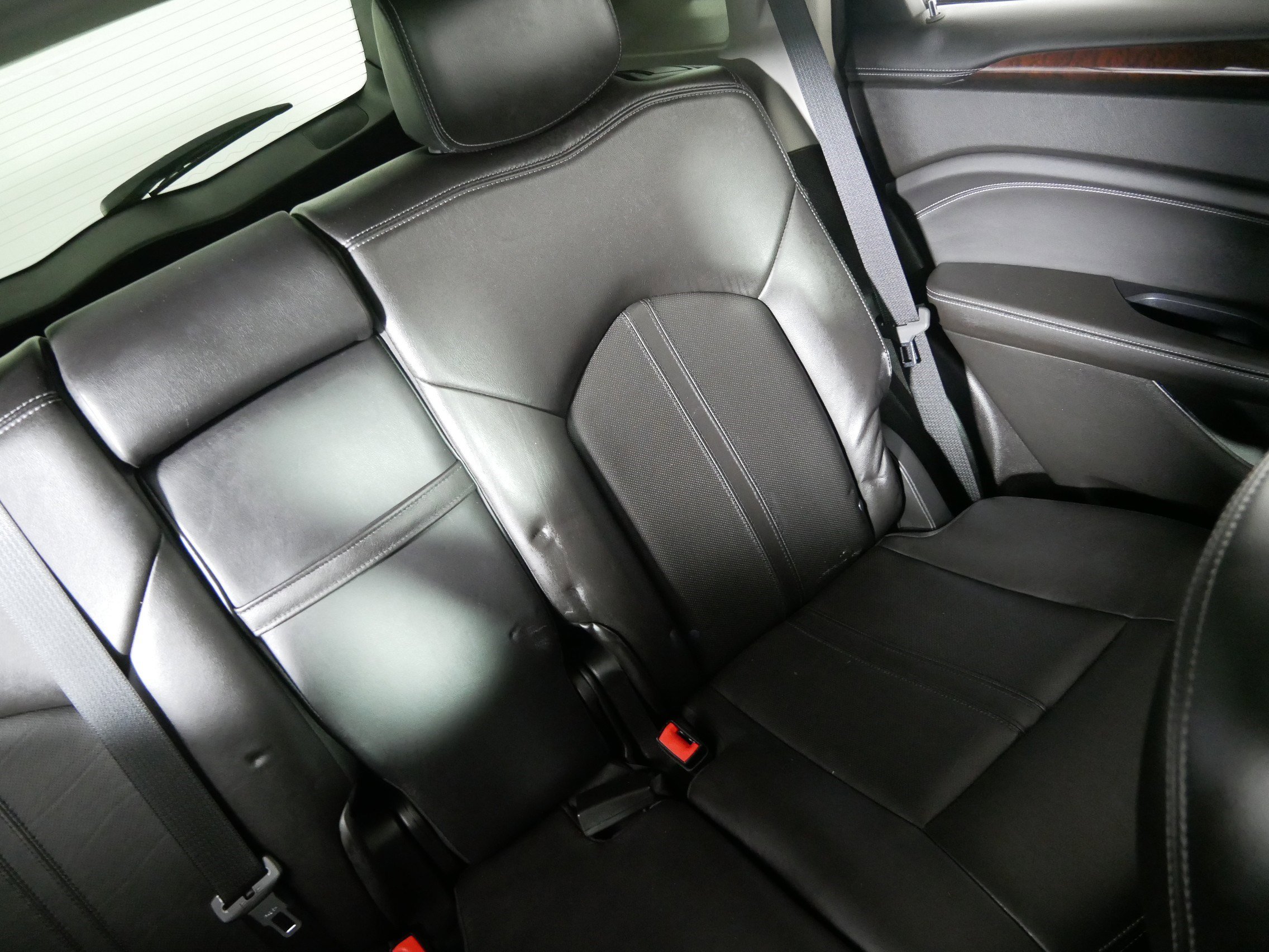 Used 2013 Cadillac SRX Luxury image 14