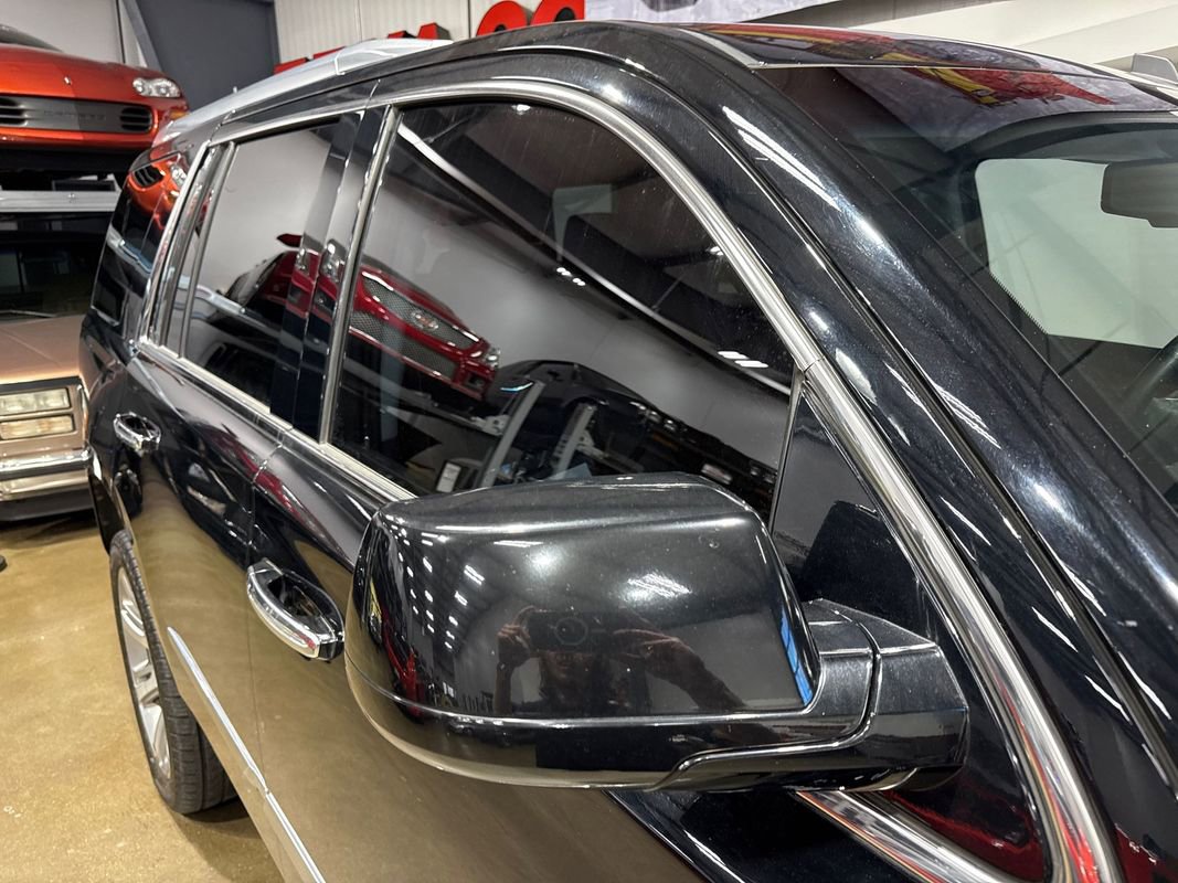 Used 2015 Cadillac Escalade Premium image 52