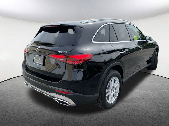 Used 2025 Mercedes-Benz GLC 300 4MATIC image 14
