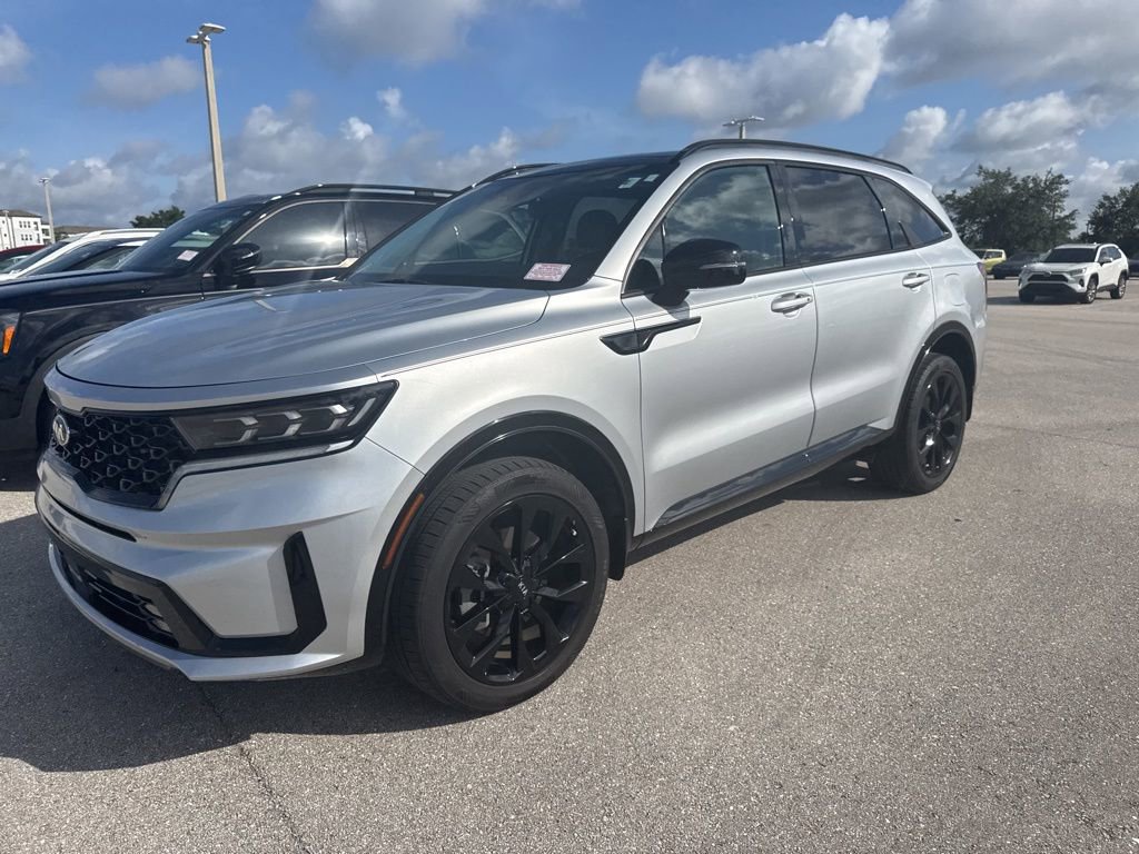 Used 2021 Kia Sorento SX AWD/4WD image 11
