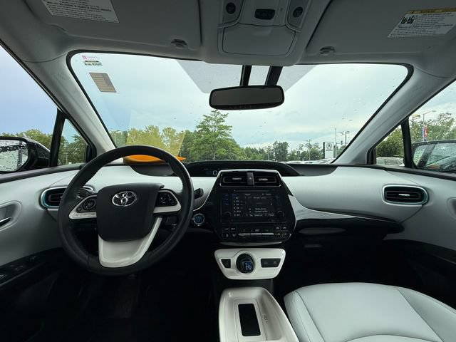 Used 2016 Toyota Prius Four FWD image 5