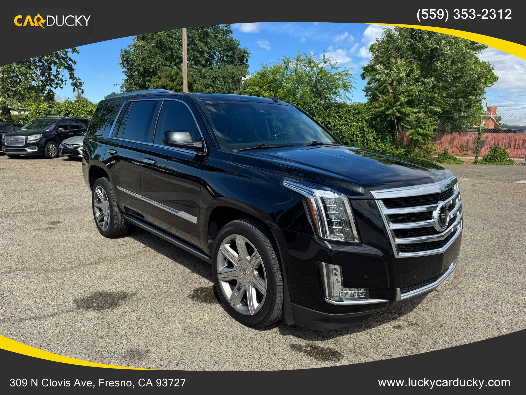 Used 2015 Cadillac Escalade Premium RWD image 3
