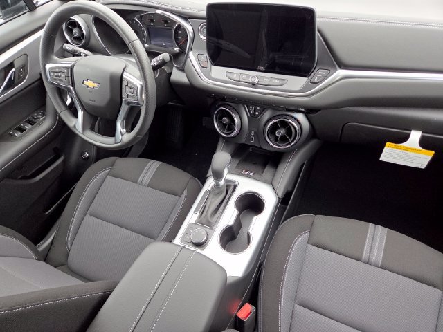 New 2026 Chevrolet Blazer LT w/ Convenience Package AWD/4WD image 22