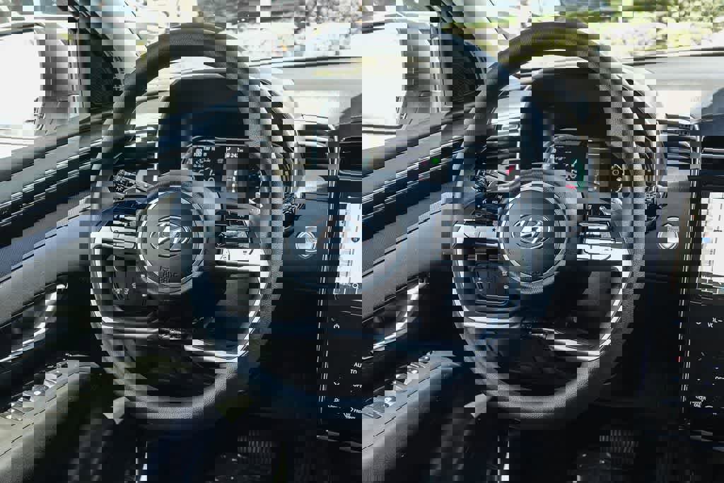 Used 2024 Hyundai Tucson SEL image 14