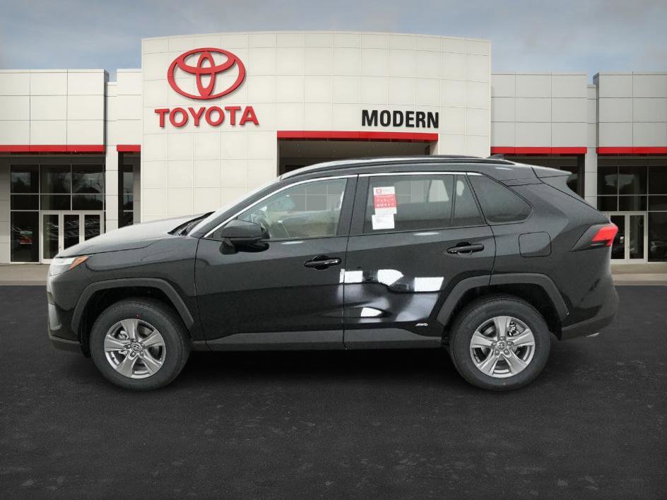 New 2025 Toyota RAV4 LE image 9