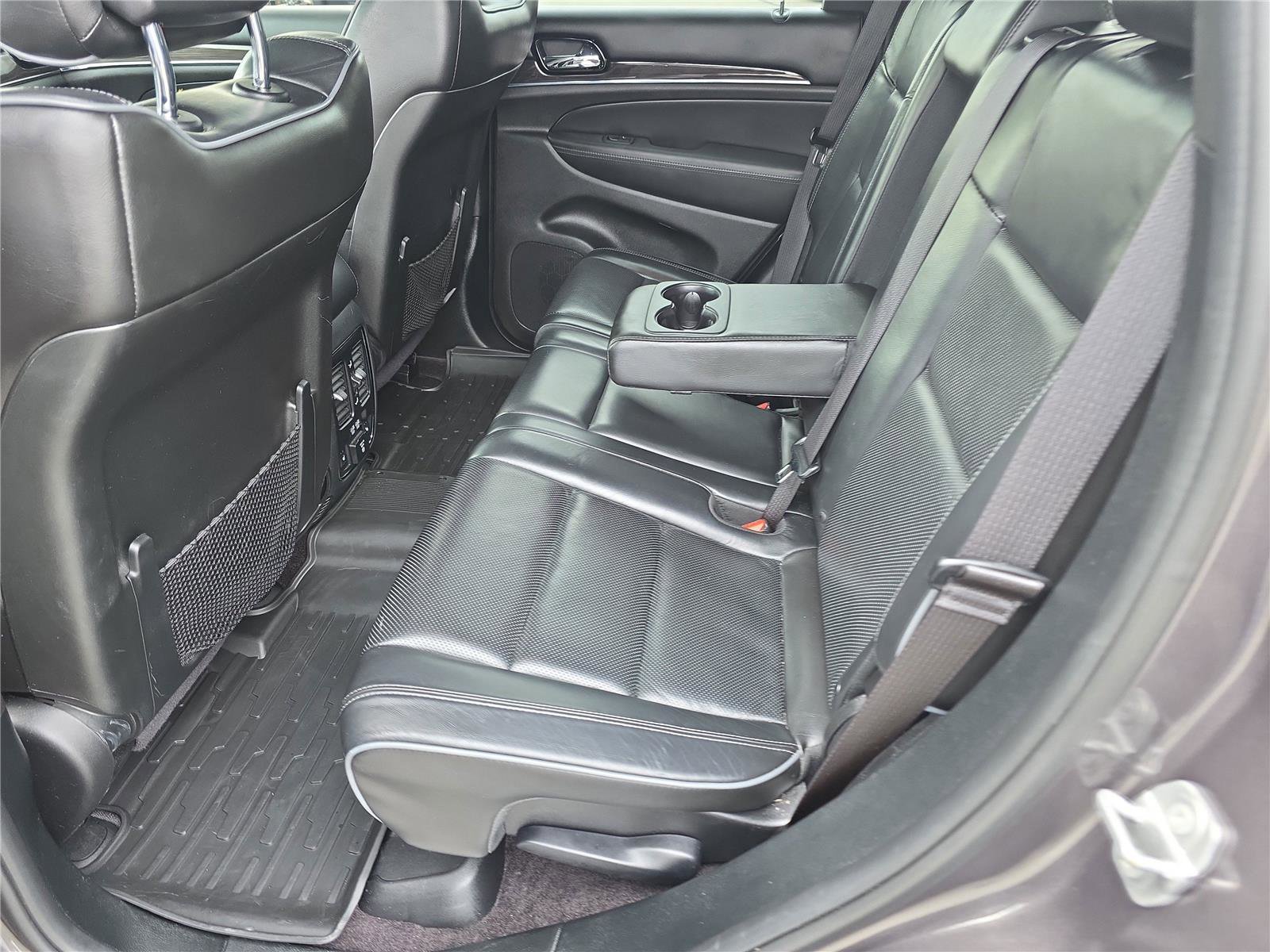 Used 2019 Jeep Grand Cherokee Overland image 13