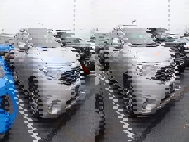 Used 2014 Nissan Quest SV image 3