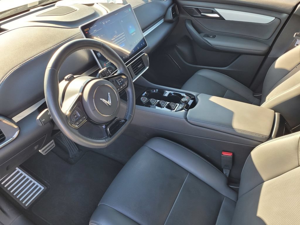 Used 2023 VinFast VF 8 Plus AWD/4WD image 9