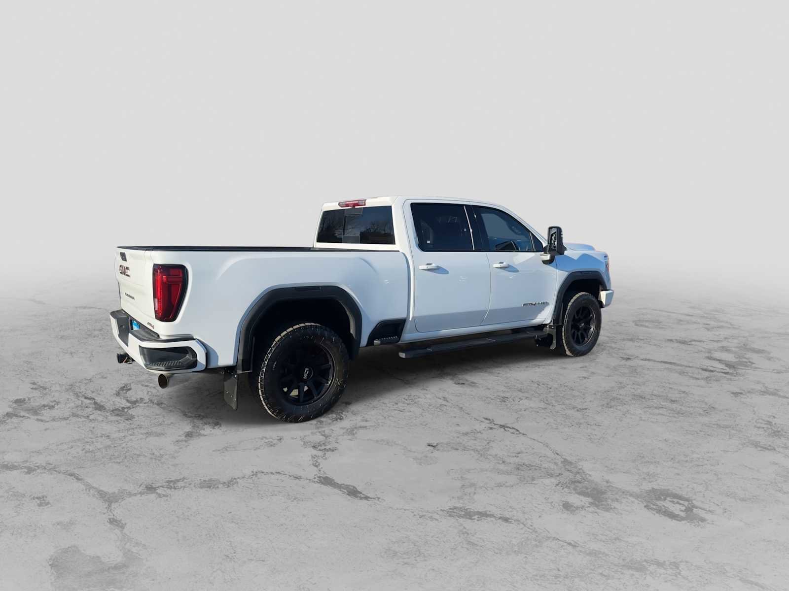 Used 2020 GMC Sierra 3500 AT4 w/ AT4 Premium Package image 8