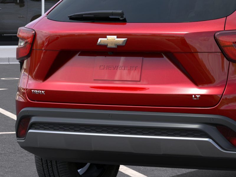 New 2026 Chevrolet Trax LT w/ Driver Confidence Package FWD image 17