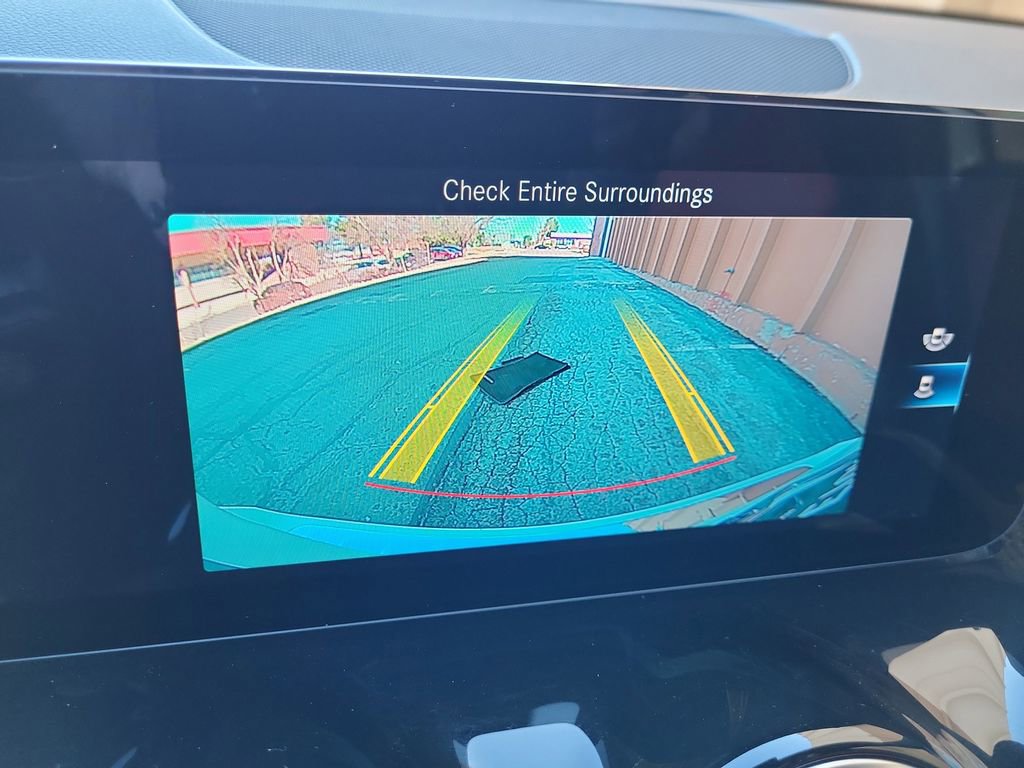 Certified 2022 Mercedes-Benz GLB 250 4MATIC image 18