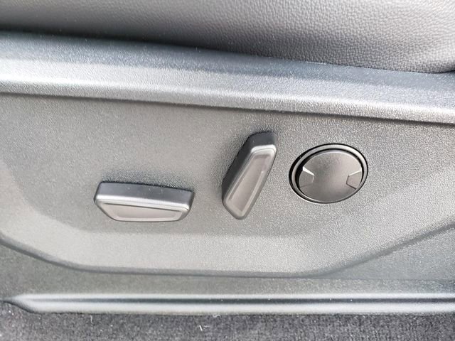 New 2025 Ford F350 Lariat w/ Lariat Ultimate Package image 17