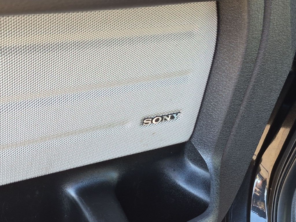 Used 2013 Ford F150 Platinum AWD/4WD image 12