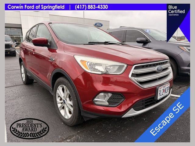 Used 2017 Ford Escape SE FWD image 1