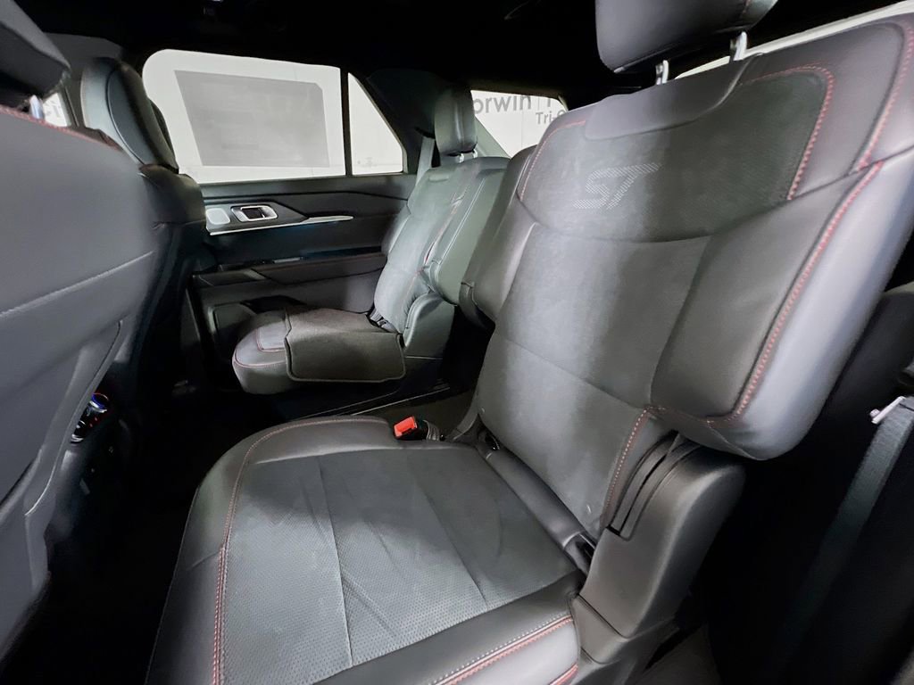 New 2026 Ford Explorer ST w/ Sun And Sound Package image 31