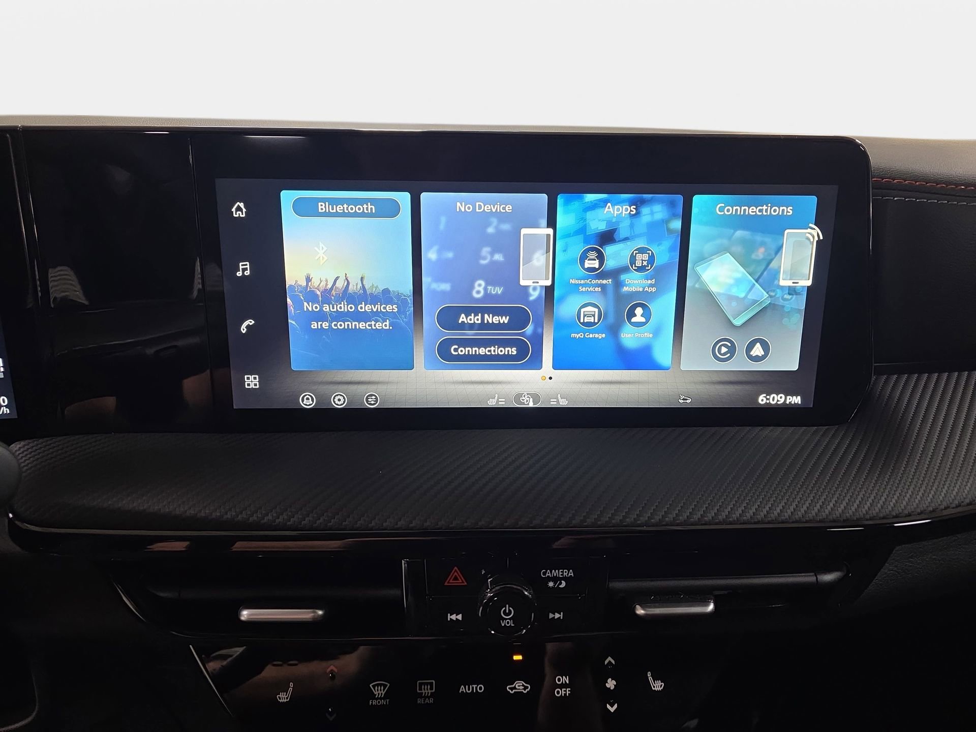 New 2026 Nissan Kicks SR w/ Cold Weather Package image 20