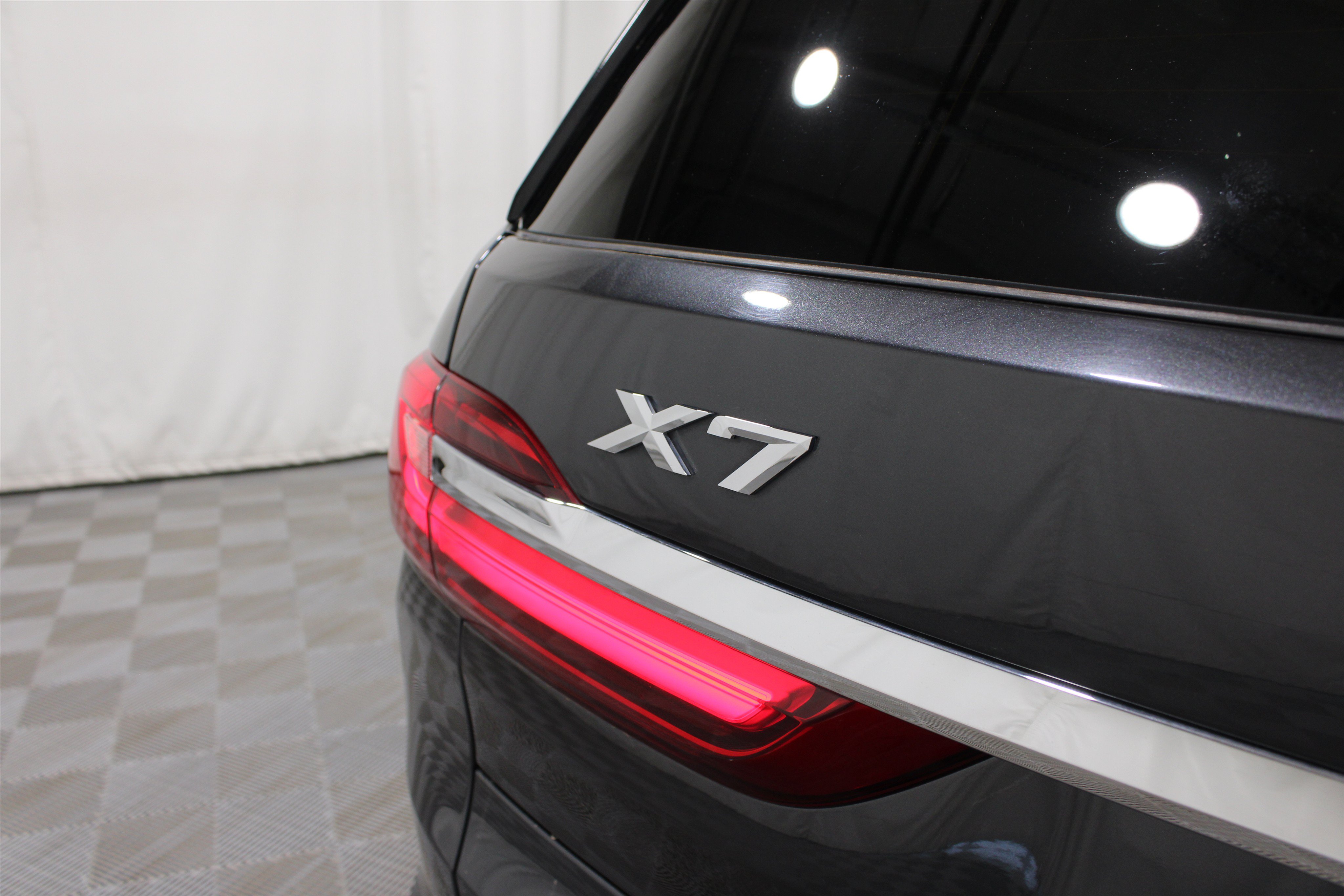 Used 2022 BMW X7 xDrive40i w/ Premium Package AWD/4WD image 40